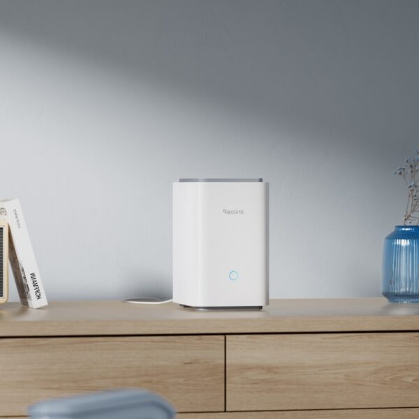 Reolink Home Hub - lokalni WiFi snemalnik za do 8 kamer - slika 2